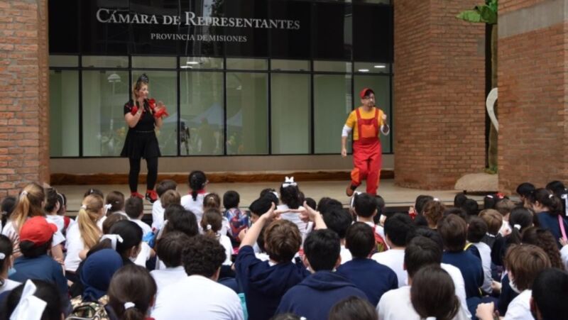 Posadas realizaron frente a la