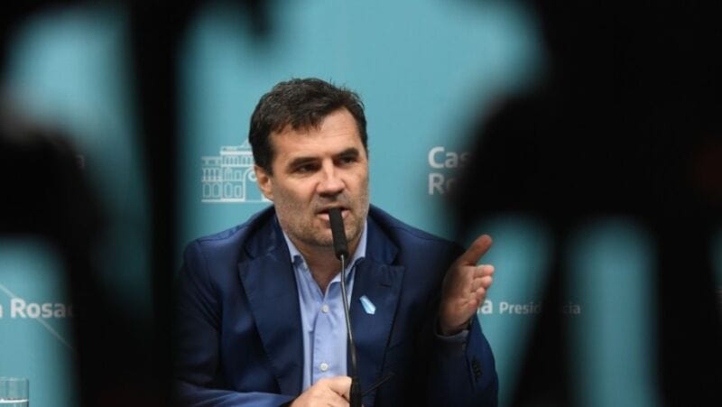 Renunció el secretario de Energía