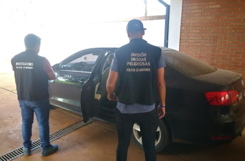 Secuestraron un automóvil robado en San Vicente