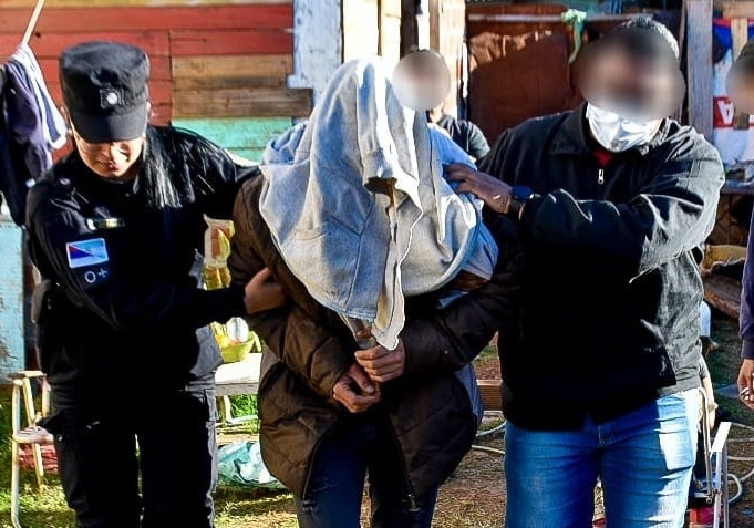 Tres detenidos implicados