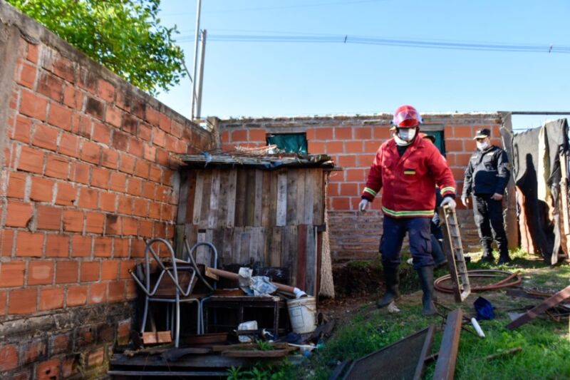 Tres detenidos por el asesinato de una mujer en el barrio Ripiera de Garupá 4 8 - Tres detenidos implicados1 4 - 7