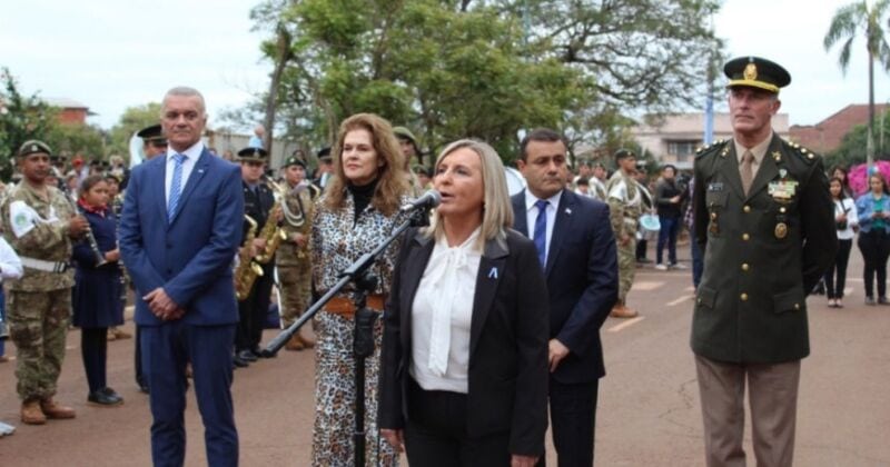 Venchiarutti acompañó el acto en