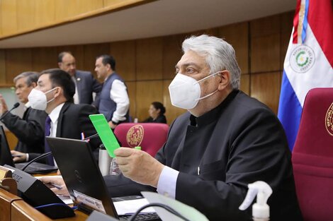 Paraguay: el expresidente Fernando Lugo sufrió un ACV y está en coma inducido