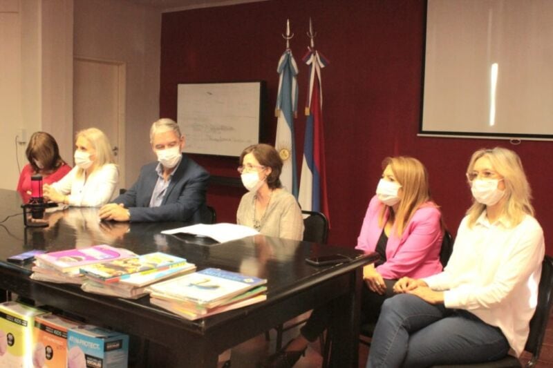 Entregaron kits de útiles y certificaciones a la modalidad de Educación Especial 2 2 - kits de útiles y certificaciones