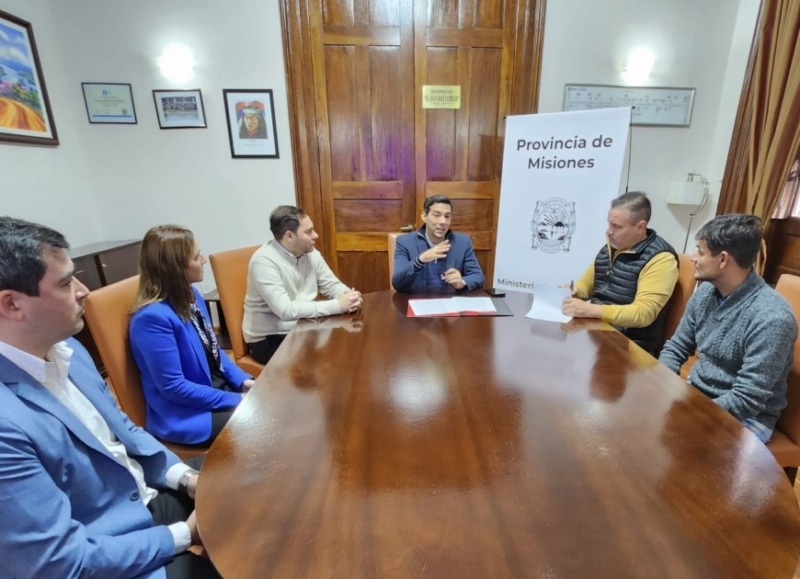 Compactarán y reciclarán móviles