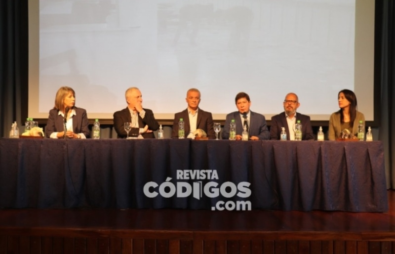 Con más de 300 agentes