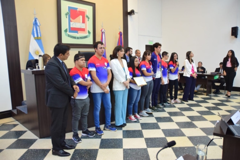 Concejales posadenos aprobaron 4 - 7