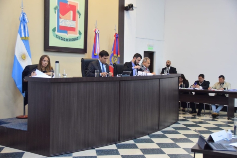 Concejales posadenos aprobaron 6 - 11