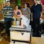 El Gobierno provincial entregó aportes a instituciones educativas, barriales y microemprendedores 1 2 - El Gobierno provincial 2 - 1