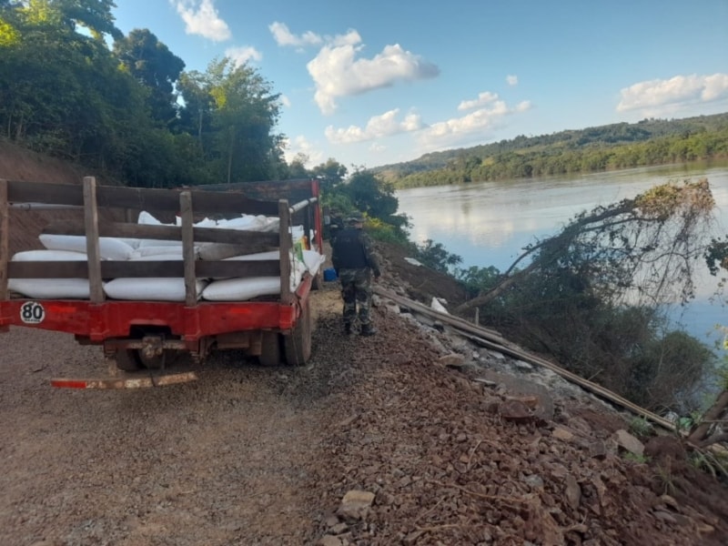 El Soberbio: desarticularon dos maniobras de exportación ilegal en la costa del Uruguay 1 2 - El Soberbio desarticularon dos2 - 1