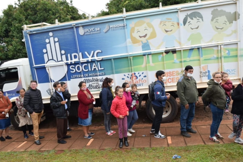 IPLyC Social realizo varias 1 - 1