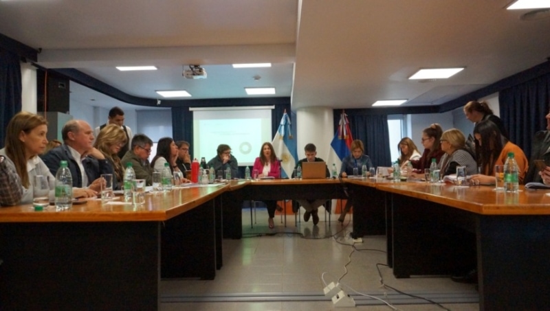 Presupuesto 2023: Energía de Misiones prevé hacer foco en la electrificación rural, obras y los programas Acceder 1 2 - Presupuesto 2023 Energia de Misiones - 1