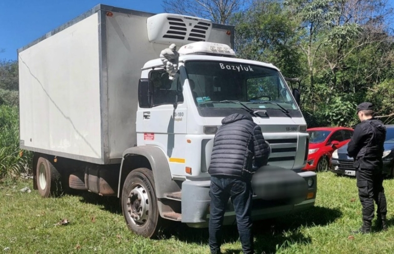 Recuperaron un auto adulterado 3 - 1