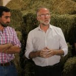 Zona sur entregaron fardos1 6 - 10