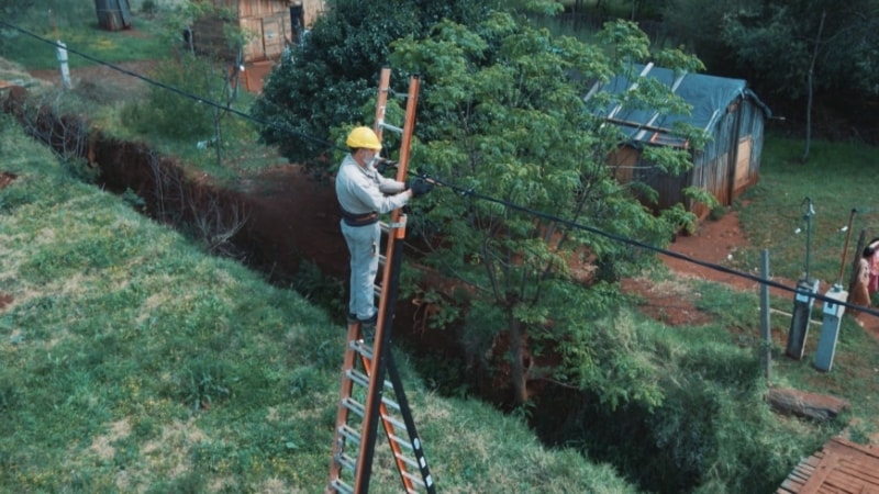 amilias ya cuentan con conexiones electricas 1 - 1