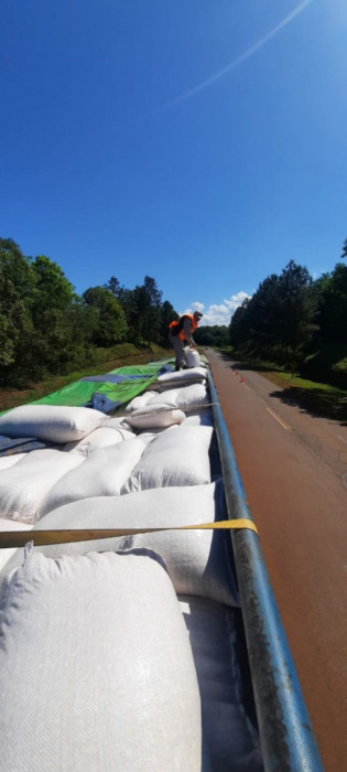 Santa María: secuestraron más de 52 toneladas de maíz transportadas ilegalmente 1 2 - secuestraron mas de 52 toneladas de maiz 2 - 1