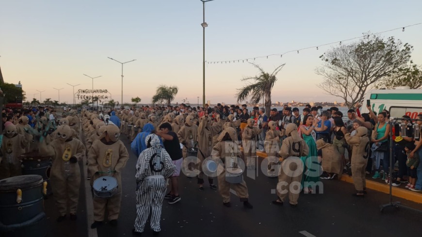 Posadas ya vive a pleno la Estudiantina 2022 en la costanera