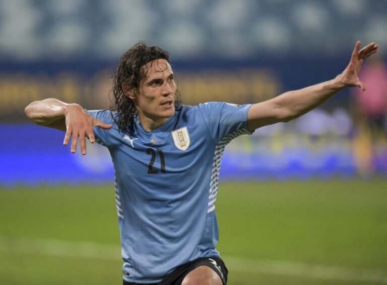 Uruguay en alerta por posible lesión de Edinson Cavani
