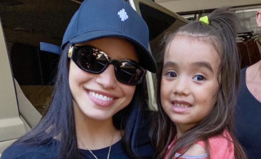 Emilia salió a saludar a 1