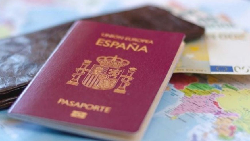 España sancionó