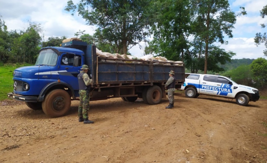 Prefectos incautaron más de 11