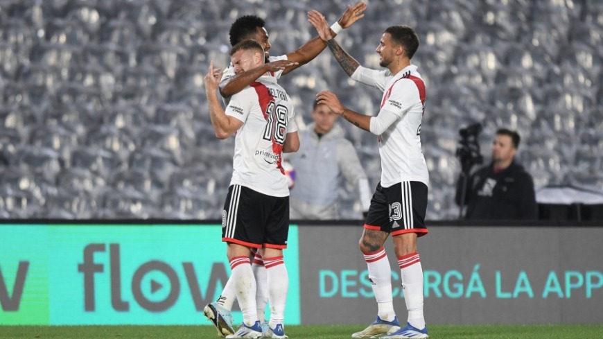 River goleó 5-0 a Estudiantes