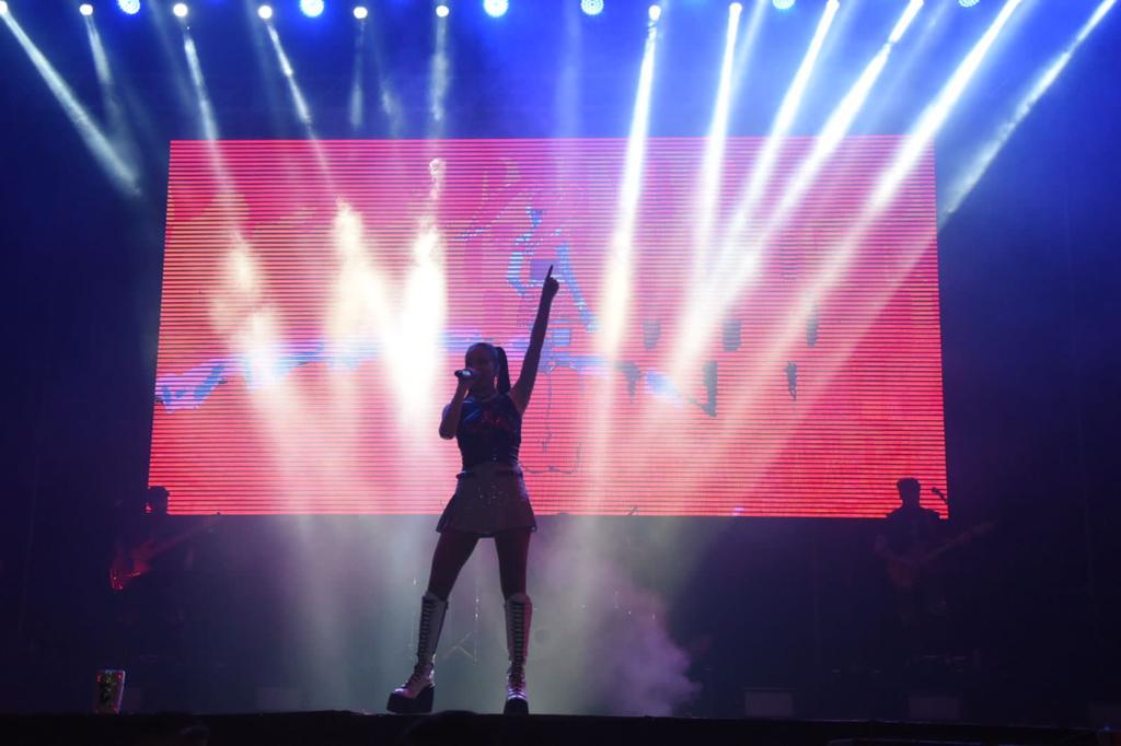 emilia mernes 5 - 10