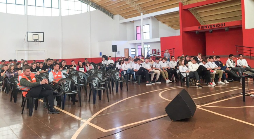 estudiantes secundarios 2 - 1