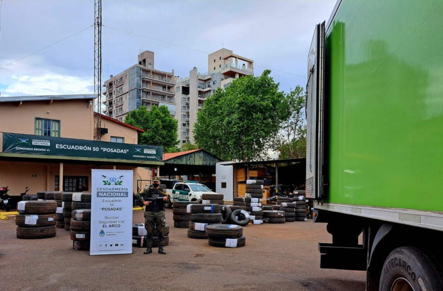 neumaticos secuestrados 2 - 1
