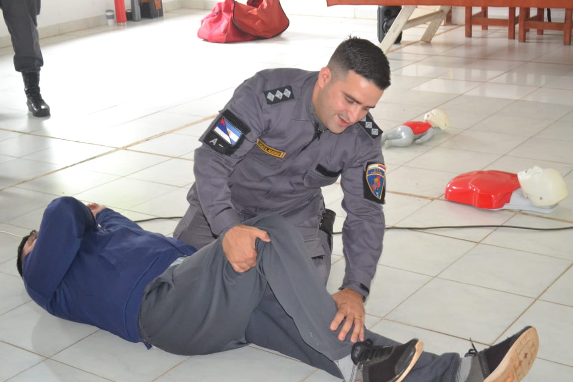 Capacitan a personal penitenciario que realizará Servicios Adicionales de Seguridad y Vigilancia 1 2 - personal penitenciario 3 - 1