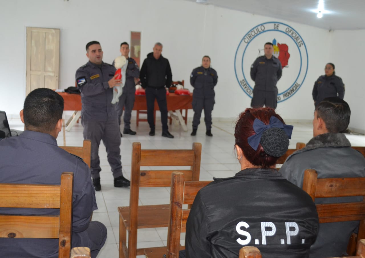 Capacitan a personal penitenciario que realizará Servicios Adicionales de Seguridad y Vigilancia