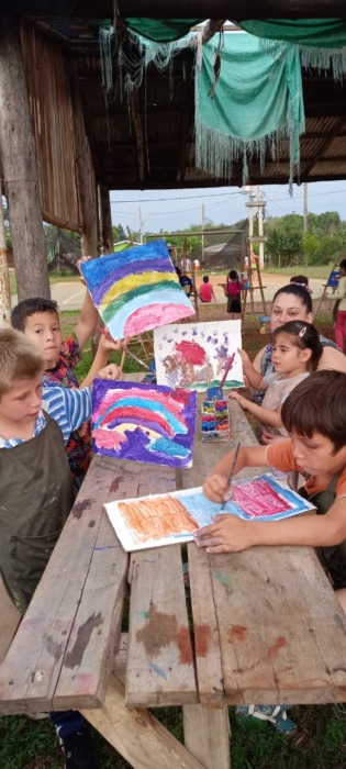El Soberbio: taller itinerante de arte y revinculación escolar recorre barrios de la localidad 1 2 - 5 1 - 1