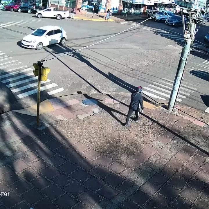 Oberá: instalarán 80 cámaras de seguridad y 30 dispositivos con lectores de patente  1 2 - 80 camaras de seguridad mas y 30 dispositivos 3 - 1