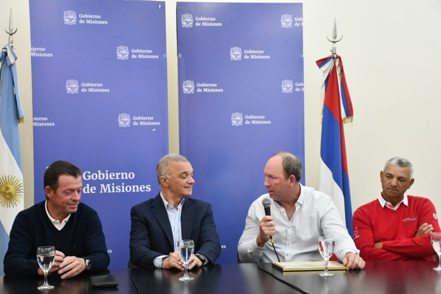 Comenzó la 13° edición del “Abierto de Misiones de Golf” en el Tacurú Social Club 1 2 - Abierto de Misiones de Golf 1 - 1