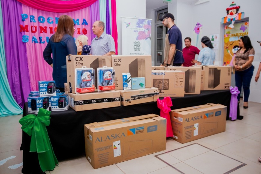 Entregaron equipamientos para reforzar la atención en los Centros de Adultos Mayores 3 6 - Adultos Mayores 4 - 5