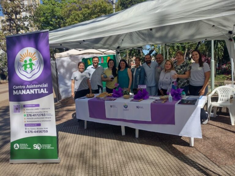 Día Mundial sin Alcohol: brindaron información y asesoramiento en la plaza San Martín