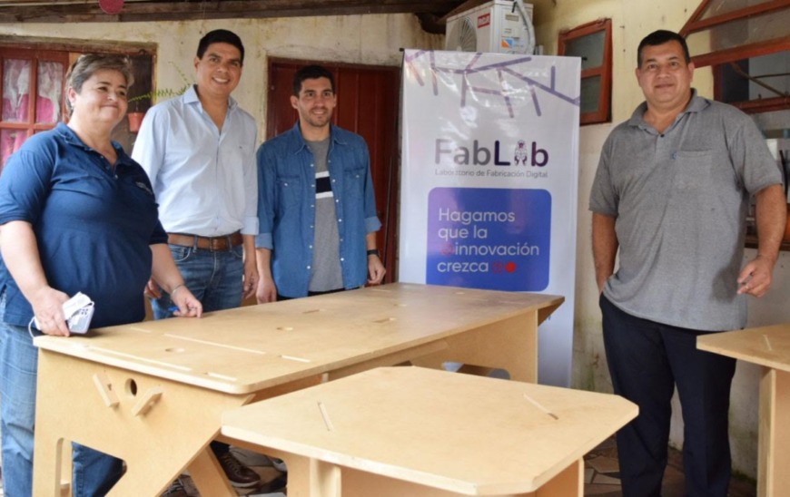 Entregaron mobiliarios de fabricación digital