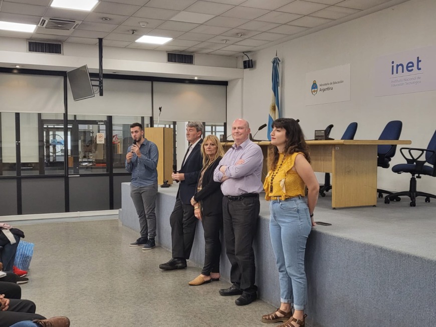 Escuelas Tecnicas 1 - 1