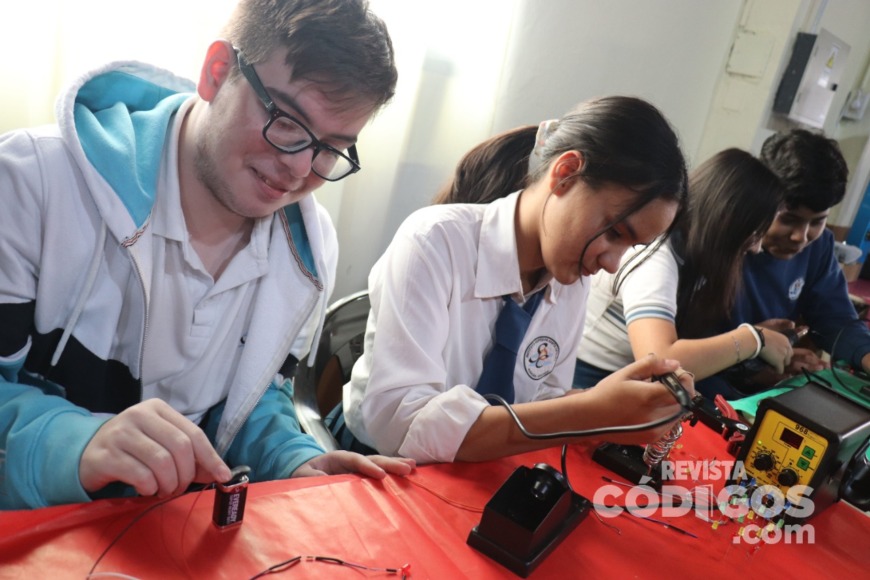 Exitosa primera muestra anual de robótica en el Instituto Santa Catalina de Posadas