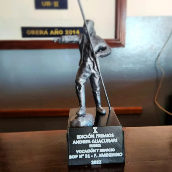 Florentino Ameghino 5 - 7