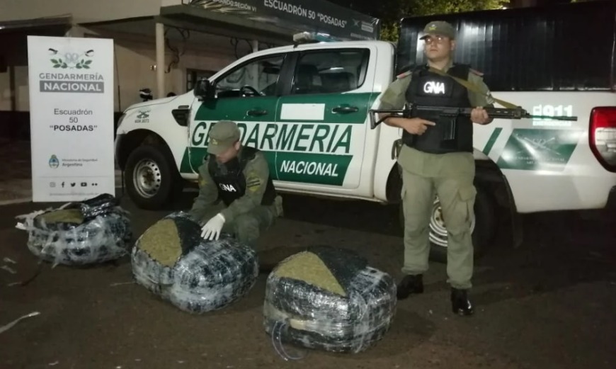 Gendarmes hallaron cargamento de marihuana a orillas del Paraná en Posadas