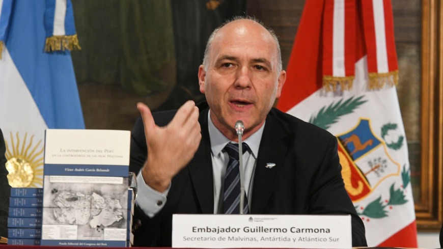 Argentina pide a Reino Unido retomar negociaciones por las Islas Malvinas