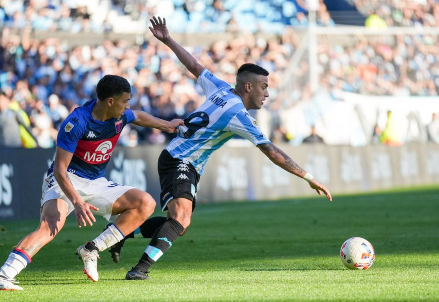 Racing y Tigre juegan por un lugar en el Trofeo de Campeones