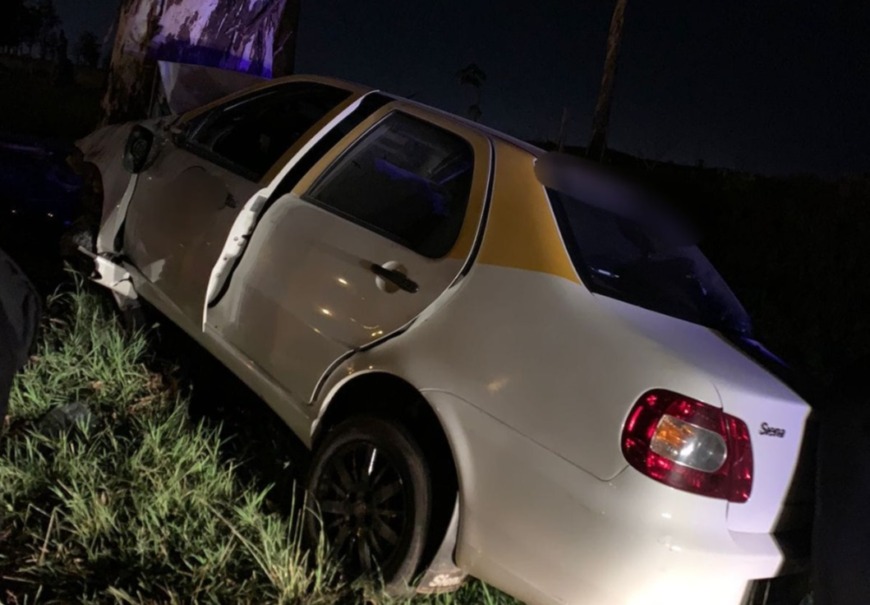 Taxista falleció tras despistar y