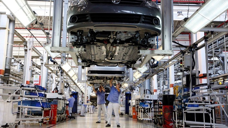 Automotrices y Gobierno se reúnen para intentar destrabar importaciones