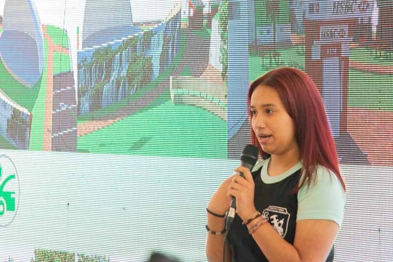 Jóvenes de la EPET N° 4 diseñaron la primera plaza inteligente de Posadas 3 6 - plaza inteligente 4 - 5