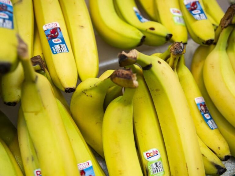 Dólar banana: advierten que existen distorsiones a partir de su inclusión en Precios Justos