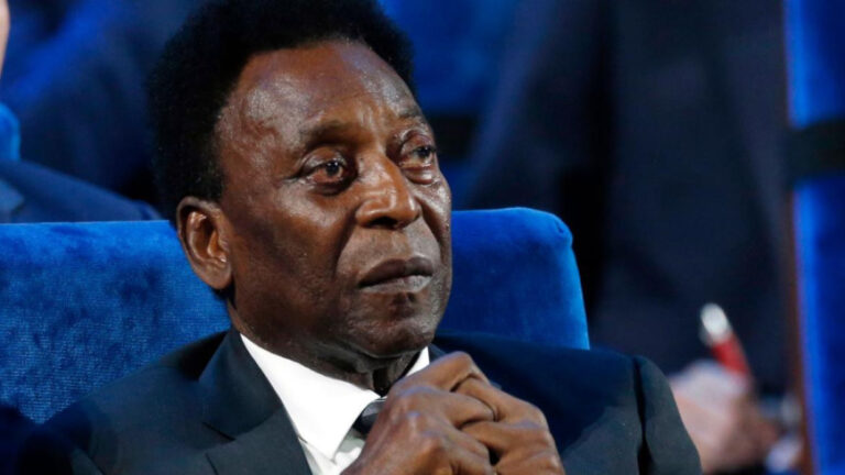 Familiares de Pelé comenzaron a despedirse tras agravarse su estado de salud