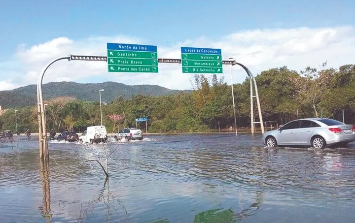 Camboriú inundado: dos muertos y alerta en todo el estado de Santa Catarina