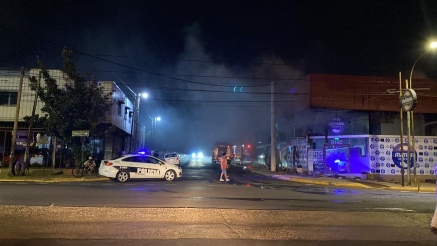 incendio en comercio 2 - 3